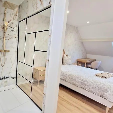 Apartment Hibiscus Duplex Standing A 10min De Et 1h De Paris Quincy-Voisins